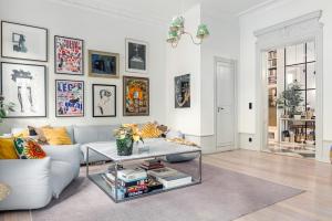 Exclusive apartment - 250 sqm in Östermalms best location