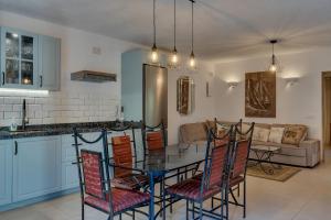 Villa Alegria Villa Apt with Sole Use of Private Pool