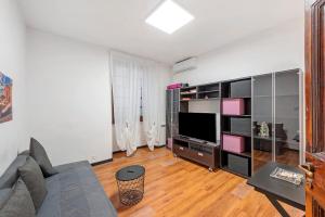 Historic Central Apartment