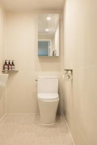 6 min from Daeheung Station