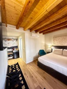 Malvezzi24 Boutique Rooms