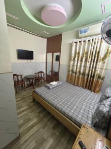 KHÁCH SẠN BÌNH DÂNn