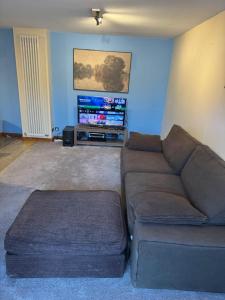Dartford Cozy One-Bedroom Flat - Sleeps 2