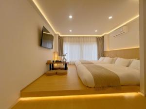 star house akihabara ueno tokyo