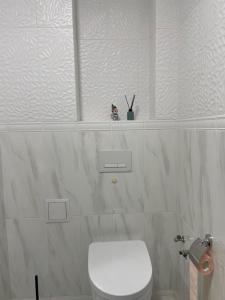 White home apartment