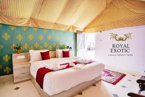 Royaal Exotic Family Luxry Resort And Camp