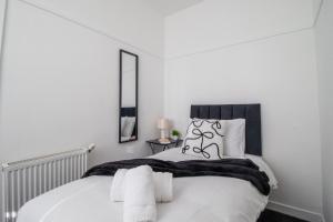 Bella House - 3 bed house in Glasgow