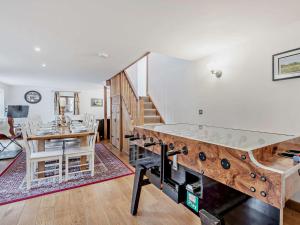 4 Bed in Shrewsbury 50180