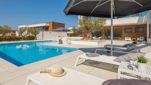 Villa Old Olive VIII by Vivi Rent