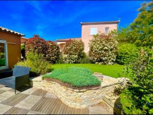 Villa indépendante avec piscine privée