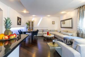 Apartment Moela 1 with terrace