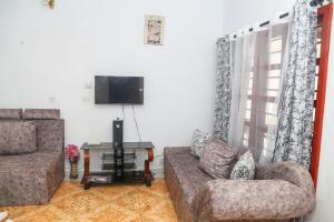 Florlaleona Villa