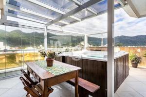 LUGA: Duplex Luxo | SPA Privativo c Vista Mar