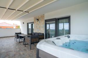 Ville Novak Villaggio by Adex Travel