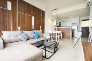 RiverGate Residence - Apartment, Pick-up & Tours