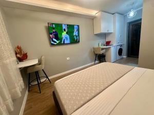 Enias Tirana City Center Studio - 30 meters from Skanderbeg Square