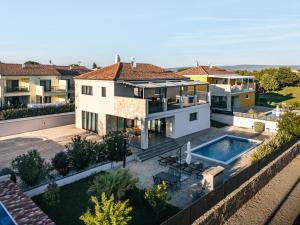 Ville Novak Villaggio by Adex Travel