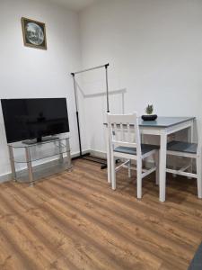 Central Kidderminster Studio Flat 4