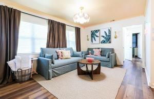 Chic Savannah Retreat