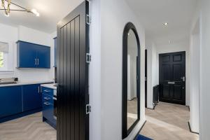 Two Double Bedroom Apartment on the Royal Mile