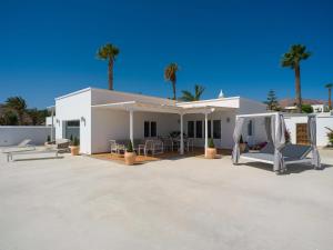 The Hamptons Collection - Lanzarote