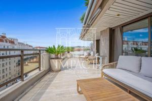REF 1244 - Cannes Back Croisette - Sea view apartment for rent