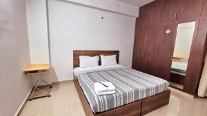 Crescent Stays T Nagar - Service Apartments