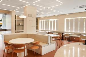 B&B HOTEL Granada Estación