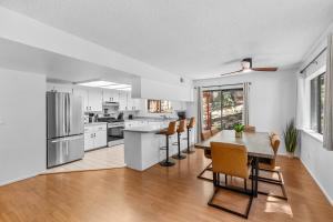 Cozy Cabin Retreat in the Pines – Minutes from Downtown Flagstaff