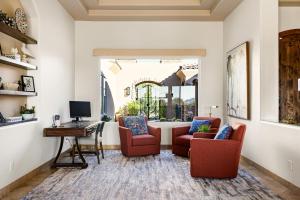 Desert Oasis with Pool Black Mountain Views