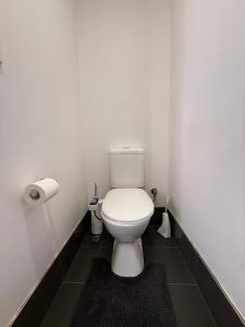 Modern Family Retreat in the Heart of Brabham