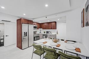 Stylish 3BR Retreat Steps from the Beach with Resort Amenities 1508