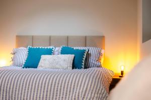 Katrins Nest - close to the sea and independent eateries - brand new
