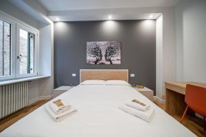 Casa Giulia dietro Porta Borsari