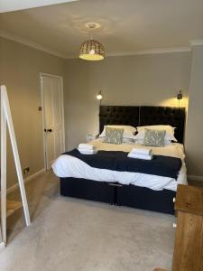 Gull House - A stylish townhouse in Poole Old Town