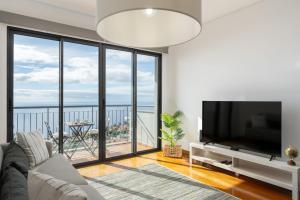 Blue Horizon Apartment - With Sea View