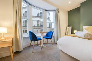 Seaside Stays in the Heart of Town