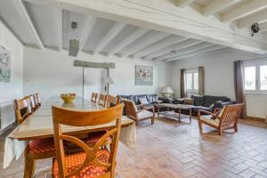 Family villa at 1H15 from Lyon