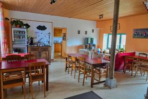 Les Hortensias GR 34 - Chambres dHôtes