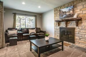 Suburban Home 9 Mi to Dtwn Denver Outdoor Oasis!