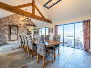 4 Bed in Denbigh 62947