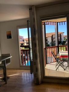 T2 Vue Piscine et Lac