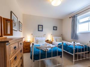 2 Bed in Godshill 95173