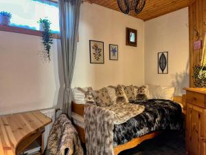 Sunny apartment Ula, close to Brunnachbahn