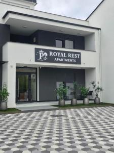 Royal Rest Apartments Karlovac-Luxury, Central Location & Free Parking