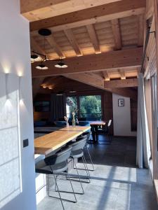 Chalet Téléporté Jacuzzi Hammam Cheminée 14 personnes max