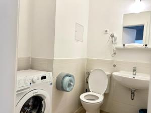 Prime Stay - Modern 1 Bedroom Apartment