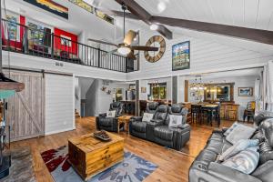 Big R Lodge Hot Tub Arcades Large Deck Retreat Near Flagstaff Attractions