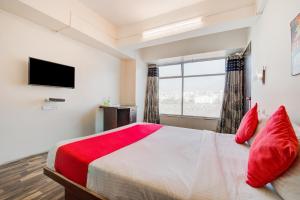 Hotel O Sairaj Lodge