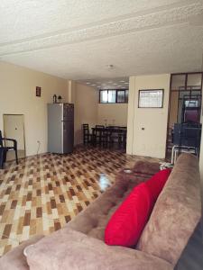 Departamento amoblado en primer piso 200 MTS a tu disposición con todos los servicios